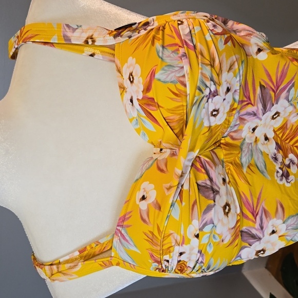 Niptuck Swim Yellow Floral One Piece Multi Fit Cup Swimsuit Size 6 - Picture 2 of 8